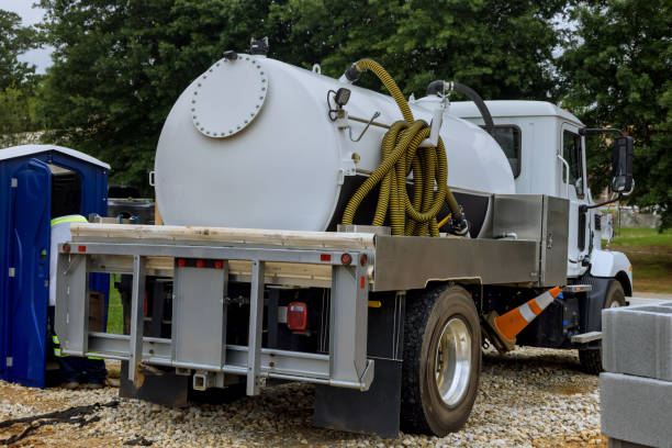 Best Porta potty delivery and setup  in Alton, TX